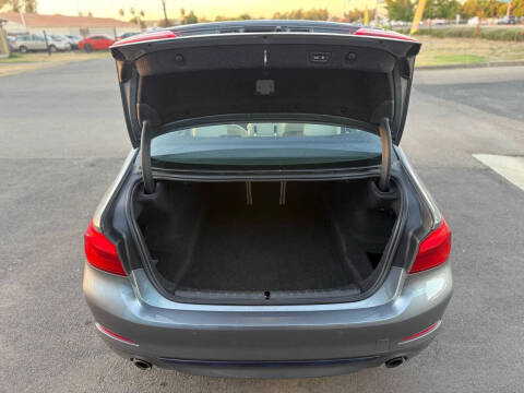 2019 BMW 5 Series 530i