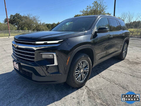 2025 Chevrolet Traverse LT