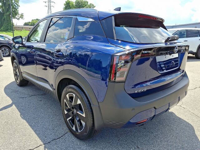 2025 Nissan Kicks SV