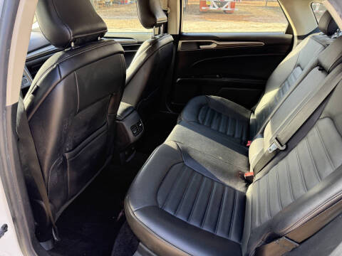 2017 Ford Fusion Hybrid SE