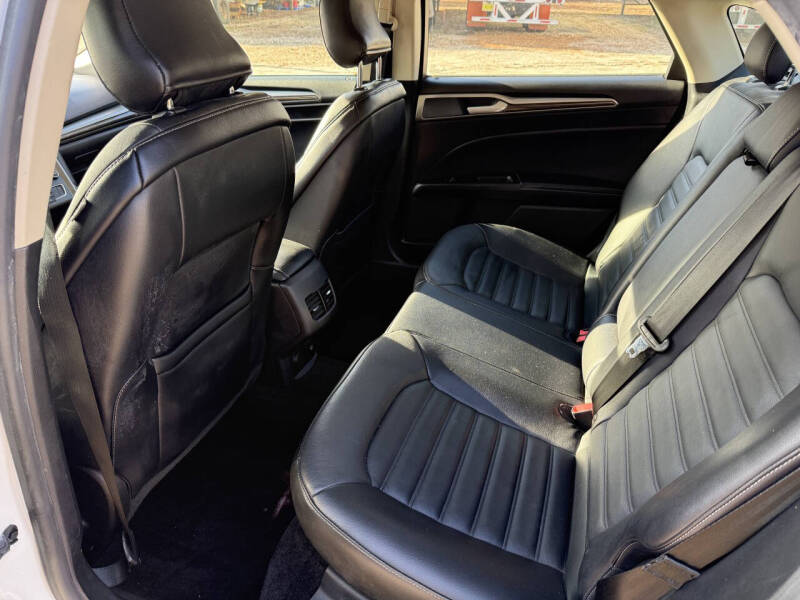 2017 Ford Fusion Hybrid SE