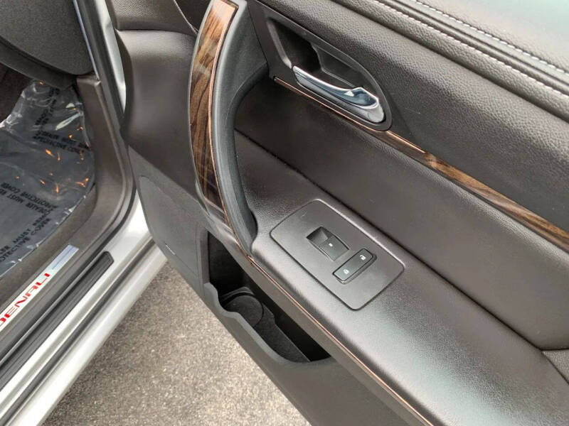 2015 GMC Acadia Denali