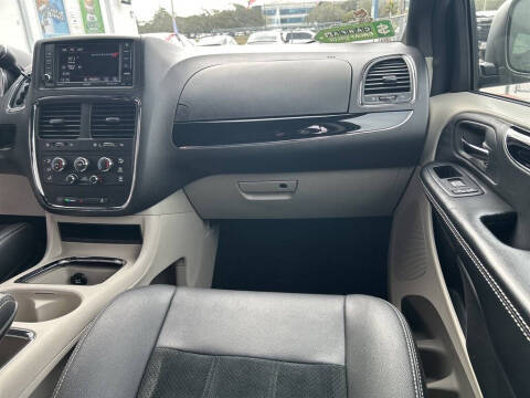 2017 Dodge Grand Caravan SXT