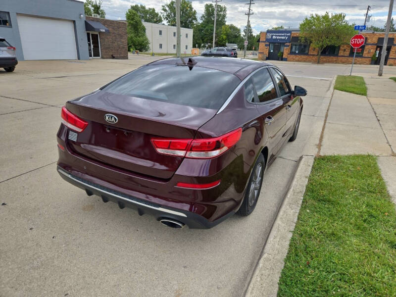 2020 Kia Optima LX
