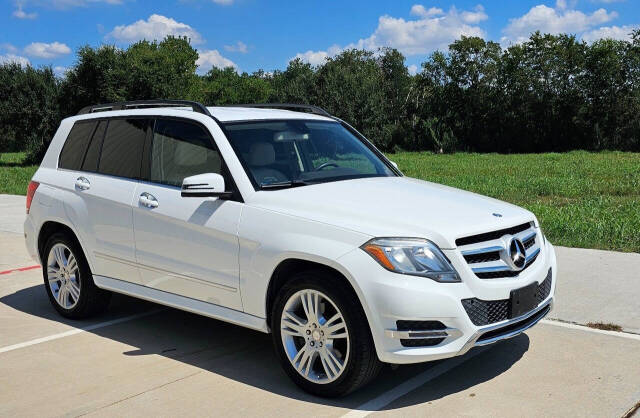 2015 Mercedes-Benz GLK for sale at CAR MARKET AUTO GROUP in Sugar Land, TX