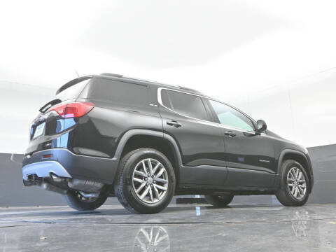 2017 GMC Acadia SLE-2