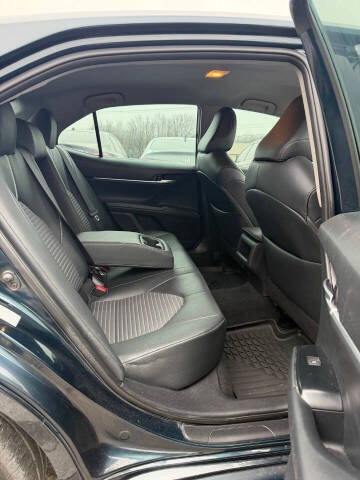 2018 Toyota Camry SE