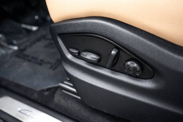 2025 Porsche Cayenne