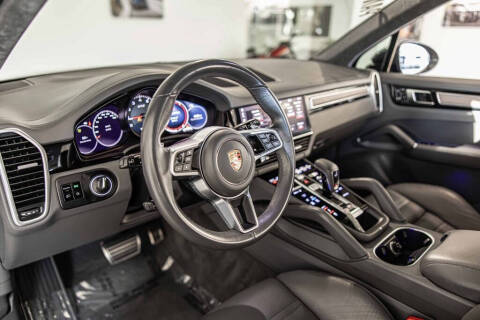 2021 Porsche Cayenne GTS