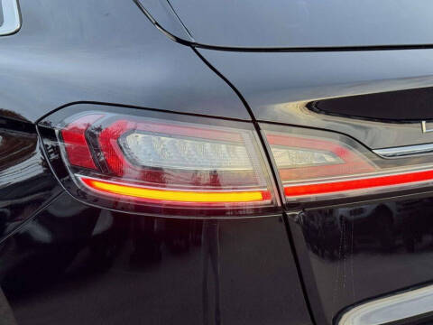 2020 Lincoln Nautilus Reserve