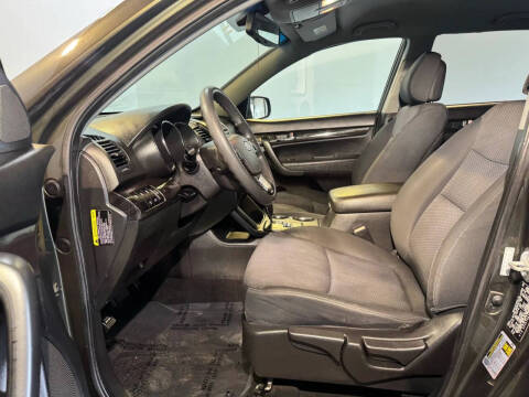 2011 Kia Sorento LX