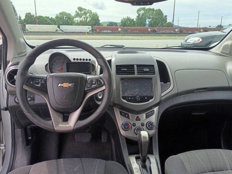 2015 Chevrolet Sonic LT Auto