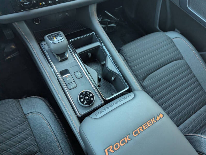 2025 Nissan Pathfinder Rock Creek