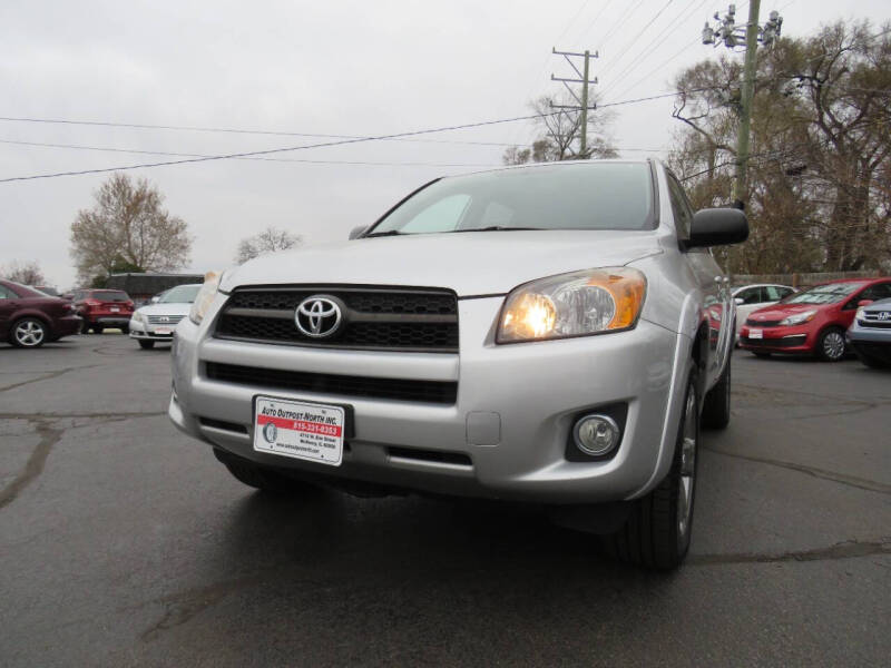 2009 Toyota RAV4 Sport photo 2