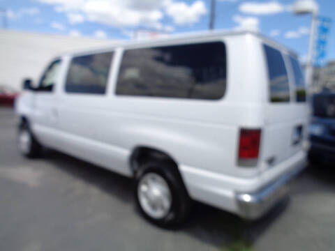 2008 Ford E-Series E-350 SD XLT