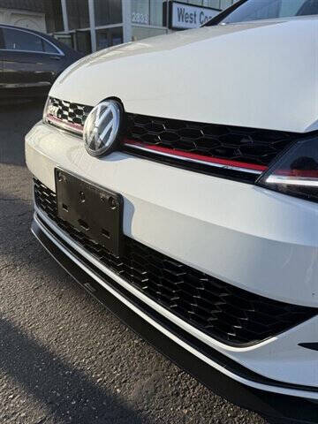 2019 Volkswagen Golf GTI S