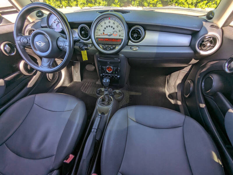 2011 MINI Cooper Clubman