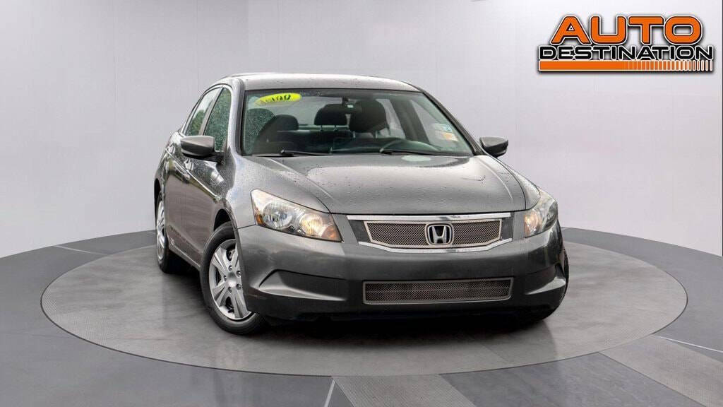 2009 Honda Accord for sale at Auto Destination in Puyallup, WA