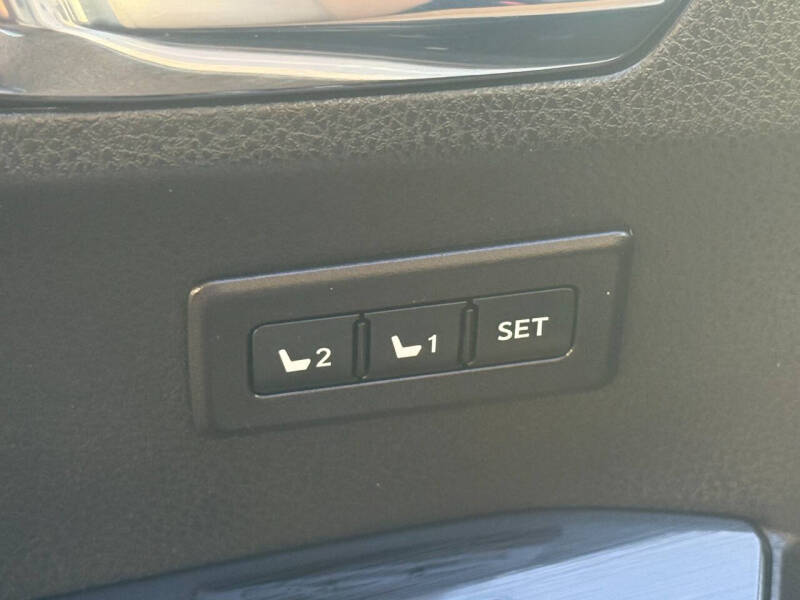 2017 Toyota RAV4 Hybrid Limited