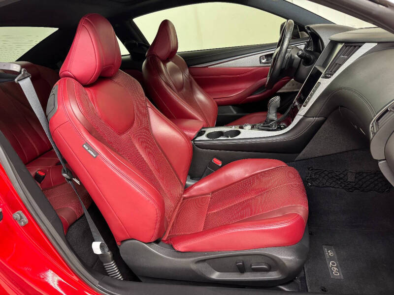 2017 Infiniti Q60 Red Sport 400