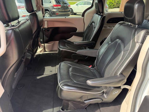 2022 Chrysler Pacifica Limited