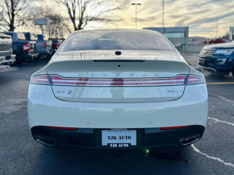2016 Lincoln MKZ