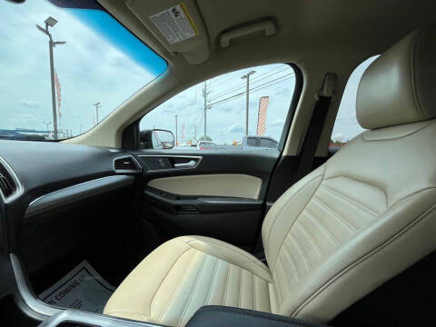 2022 Ford Edge SEL