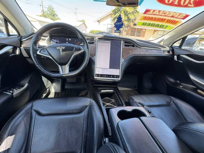 2016 Tesla Model S