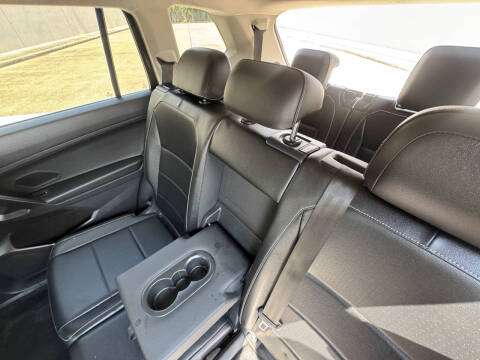 2021 Volkswagen Tiguan SE R-Line Black