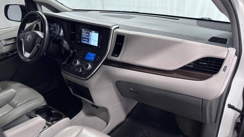 2018 Toyota Sienna