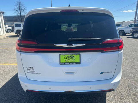 2024 Chrysler Pacifica Plug-In Hybrid