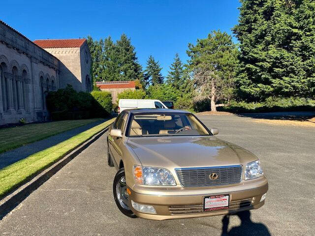 1999 Lexus LS 400