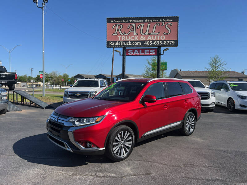 2020 Mitsubishi Outlander for sale at RAUL'S TRUCK & AUTO SALES, INC in Oklahoma City OK