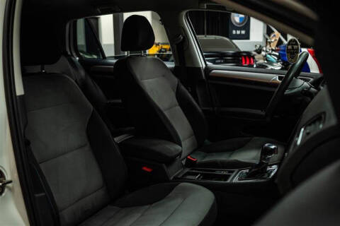 2016 Volkswagen e-Golf SE