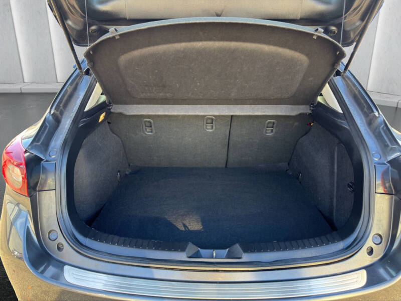 2015 Mazda MAZDA3 i Grand Touring