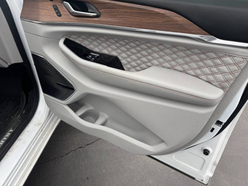 2022 Jeep Grand Cherokee L Summit