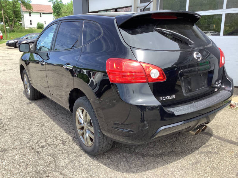 2010 Nissan Rogue S Krom
