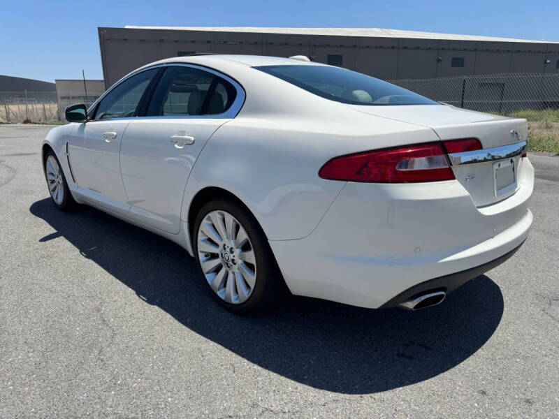2009 Jaguar XF Luxury