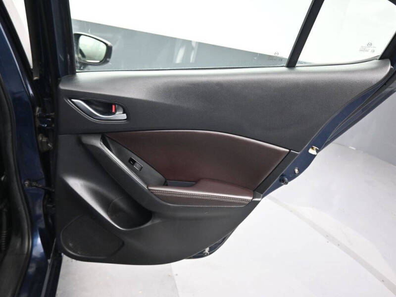 2017 Mazda MAZDA3 Touring