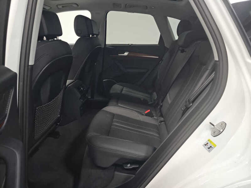 2023 Audi Q5 quattro Prestige 40 TFSI