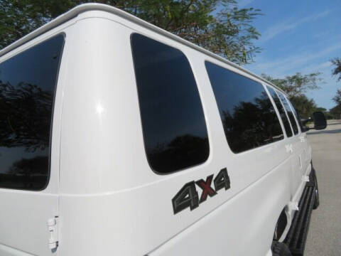 2014 Ford E-Series E-350 SD XLT