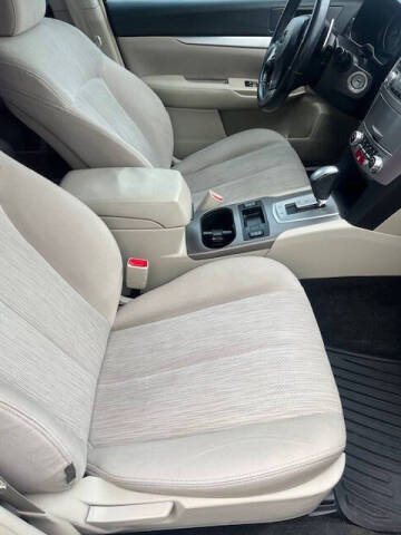 2013 Subaru Legacy 2.5i Premium