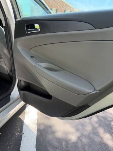 2011 Hyundai Sonata GLS