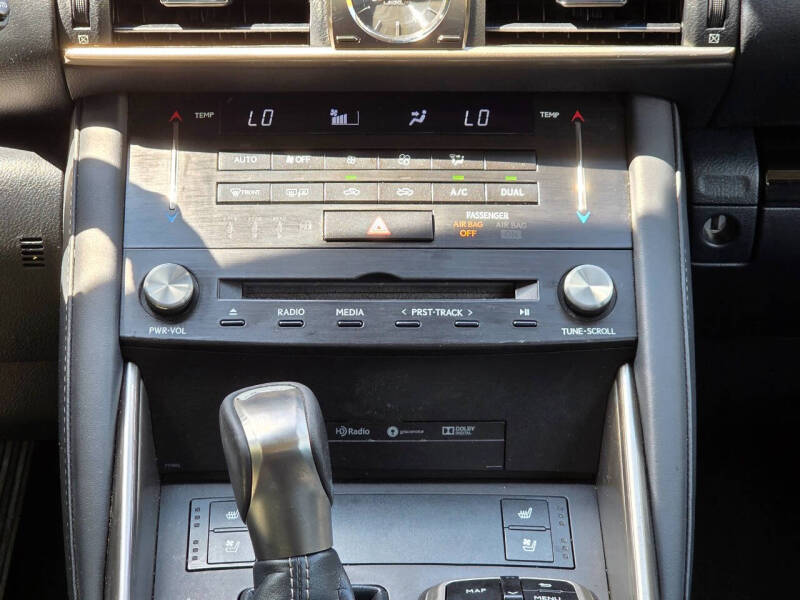 2018 Lexus IS 300