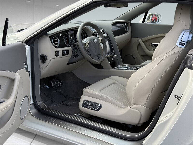 2015 Bentley Continental 30