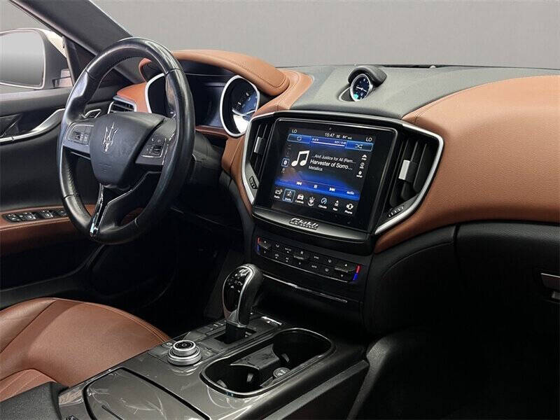 2018 Maserati Ghibli