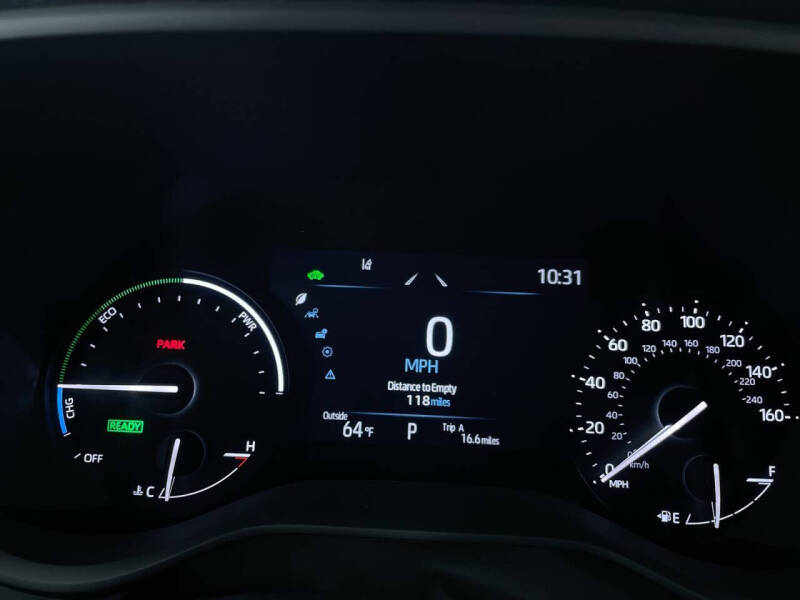 2025 Toyota Sienna LE 8-Passenger