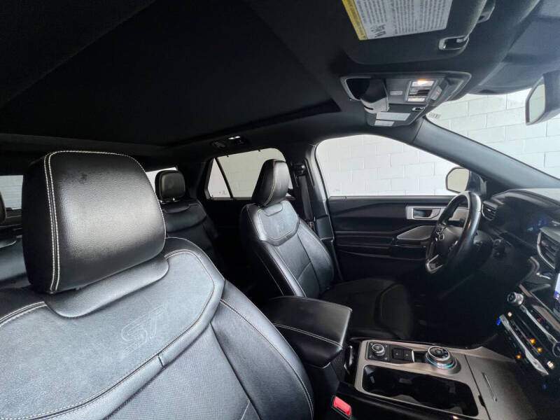 2021 Ford Explorer ST