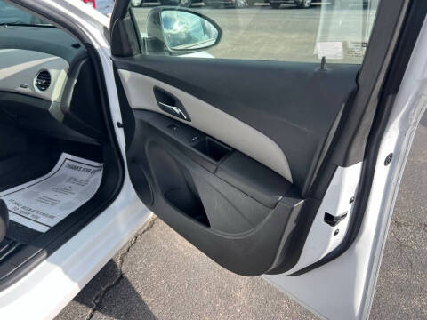 2015 Chevrolet Cruze LS Auto