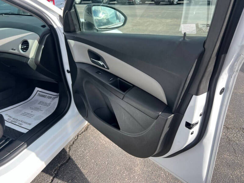 2015 Chevrolet Cruze LS Auto